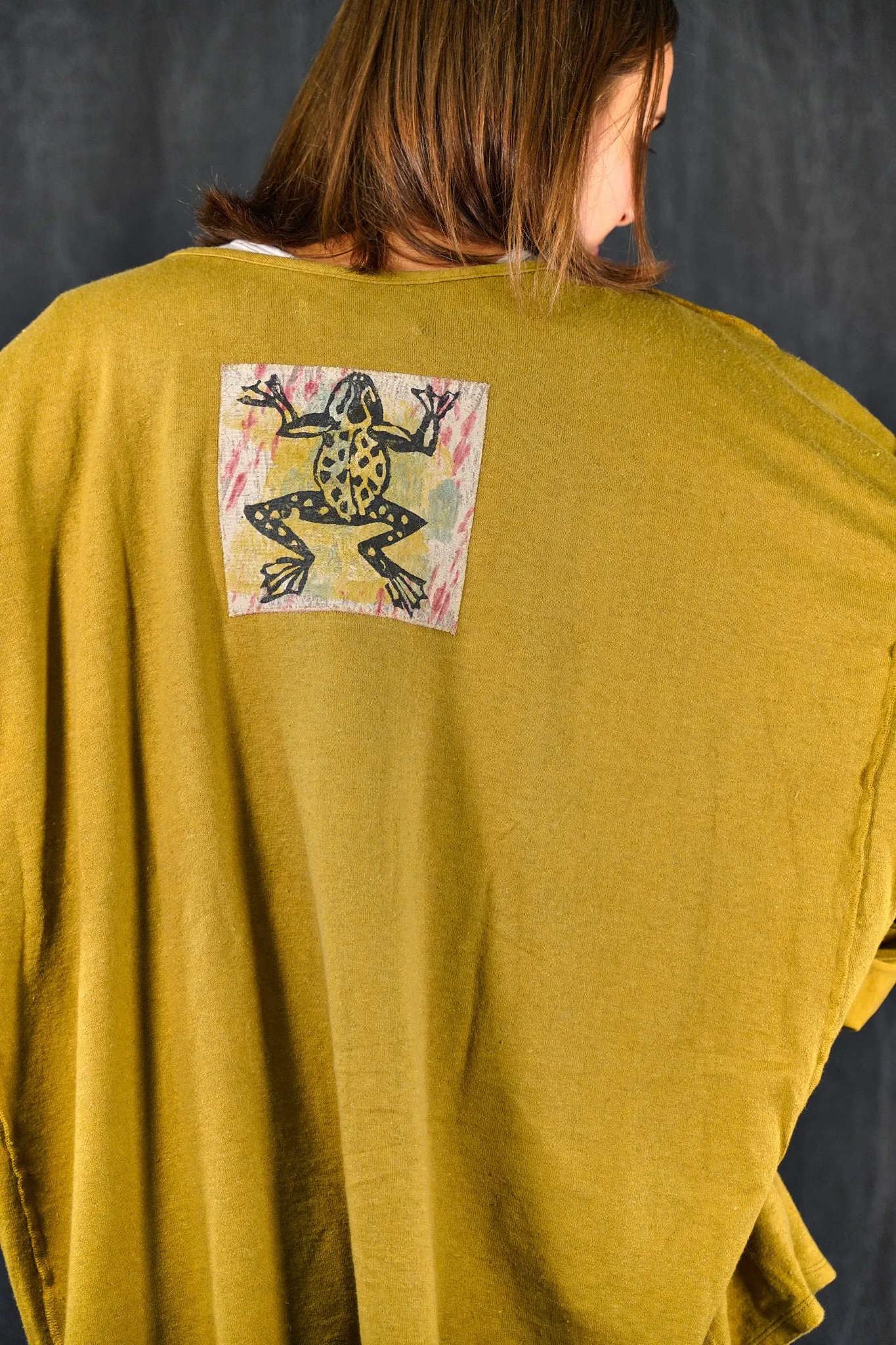2343 Still Life Mariposa Moss Vintage Hand Painted Patch