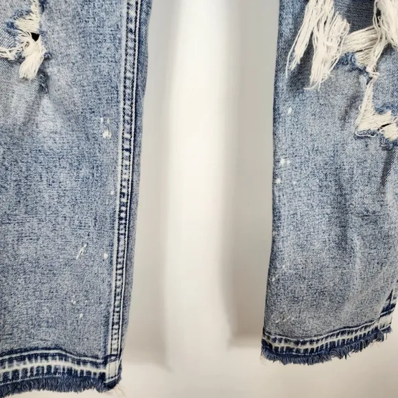 Abercrombie &amp; Fitch Short Ultra High Rise Ankle Straight Jean Released Hem 26 2