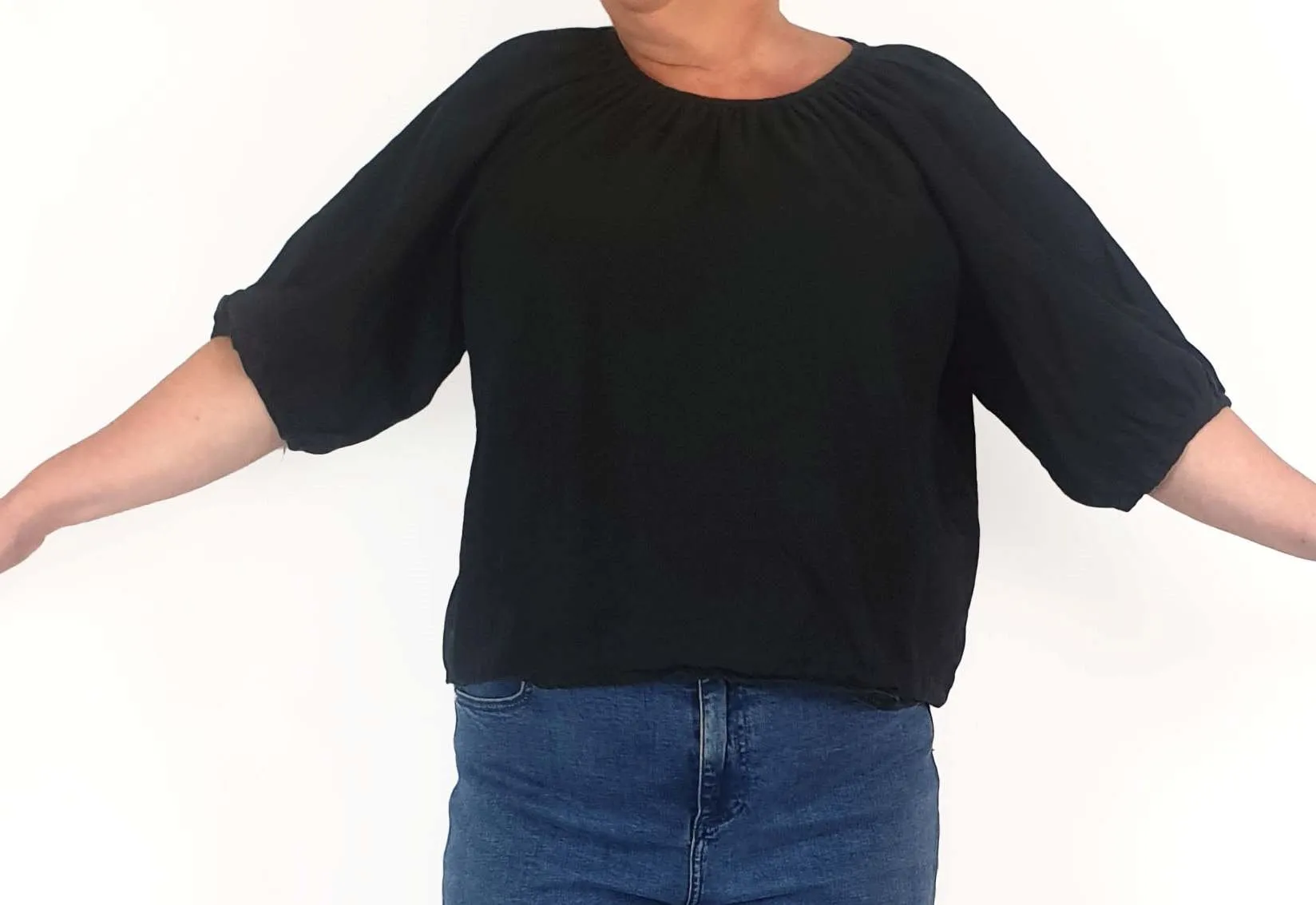 Aere black linen half sleeve top size 16