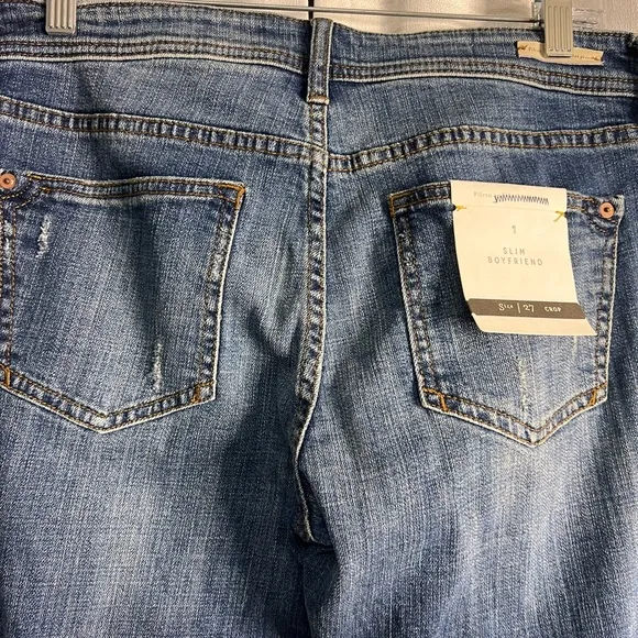 Anthropologie Pilcro Embroidered Mid-rise Slim Boyfriend Jeans
