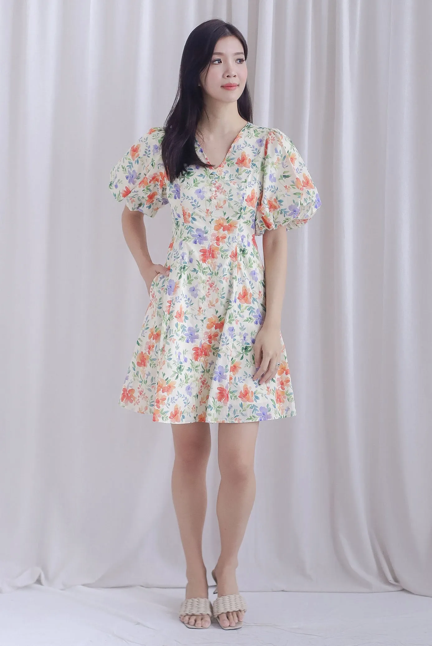 Corby Floral Puffy Sleeves Seam Button Dress In Cream
