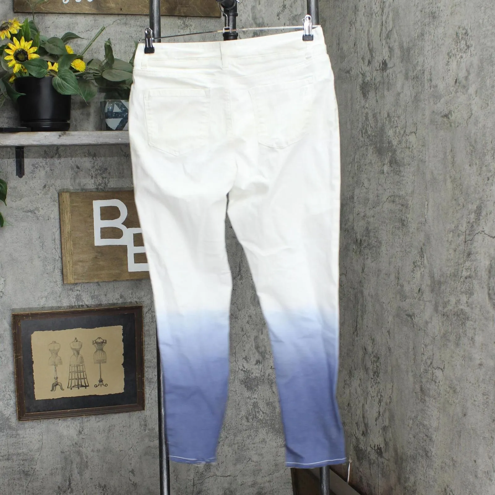 DG2 by Diane Gilman Embroidered Pull-On Exposed Button Jean Ombre Chambray M