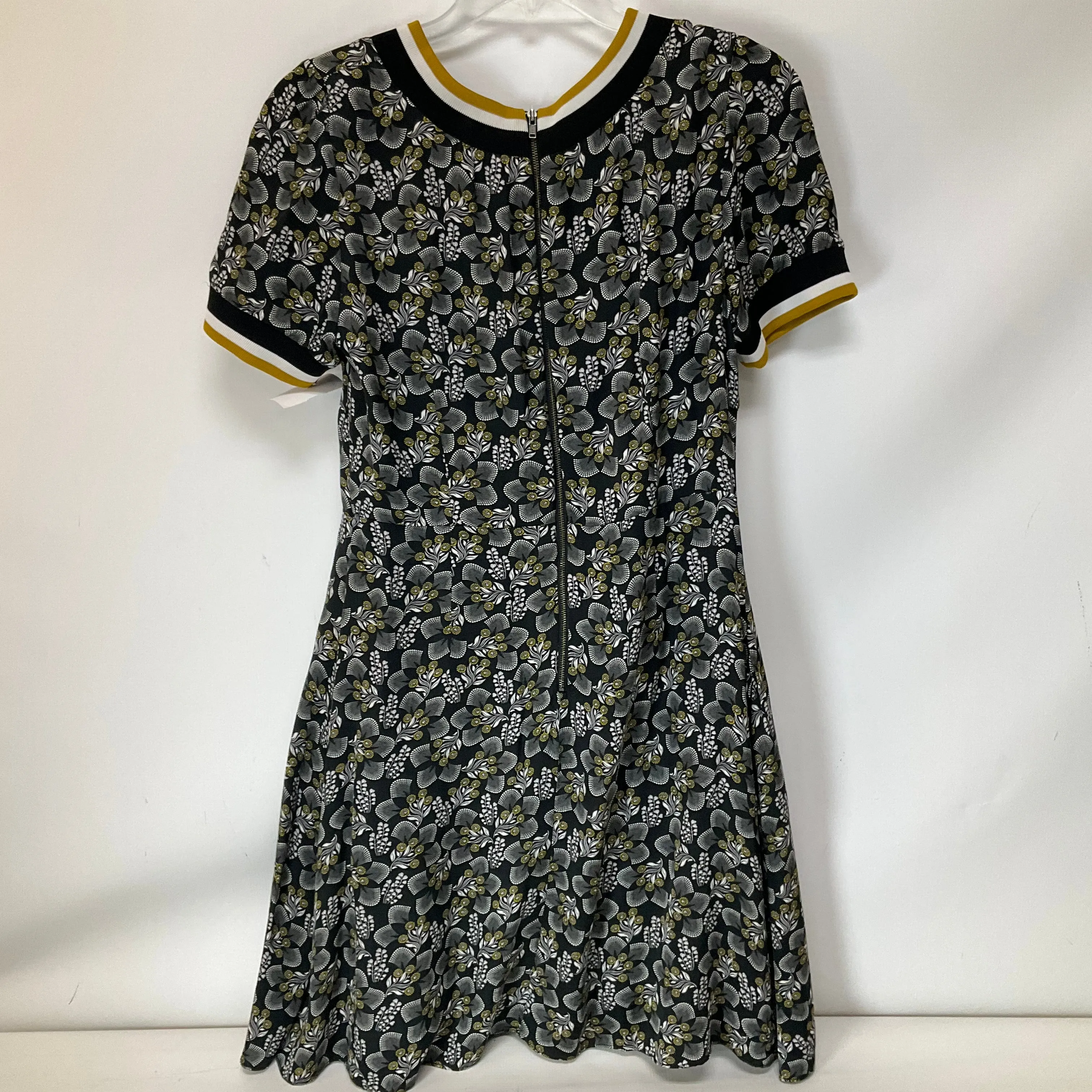 Dress Casual Short By Cma In Floral Print, Size: 6