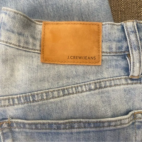 J Crew Light Wash Slim Broken In Boyfriend Jeans Women's Size 28 Distressed