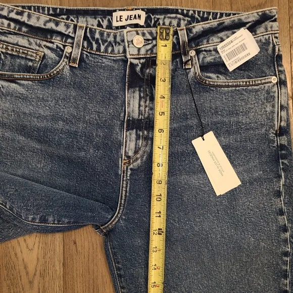 Le Jean stevie  Mid Rise boyfriend Jeans size 32
