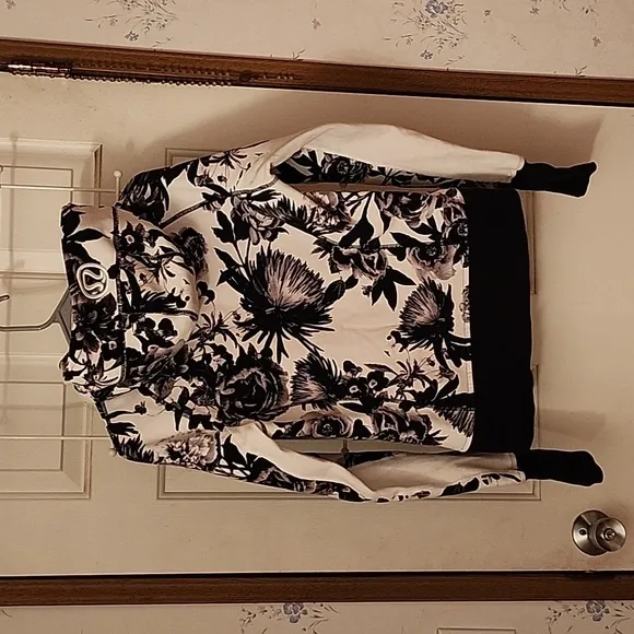 Lululemon Floral Black and White Scuba Hoodie