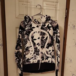 Lululemon Floral Black and White Scuba Hoodie