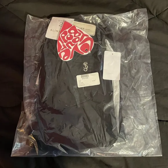 💥NWT💥 Black Slink Jeans