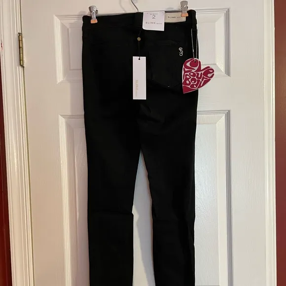 💥NWT💥 Black Slink Jeans
