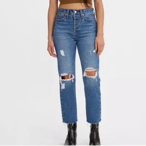 NWT Levi’s Wedgie Straight medium wash Premium Denim jeans