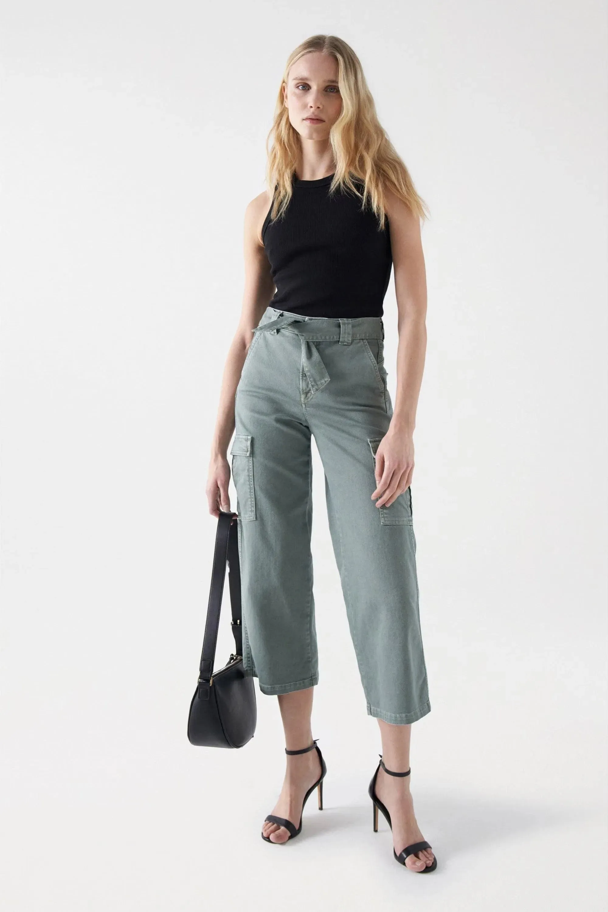 Pantalones Faith Push In Cargo con Cinturón