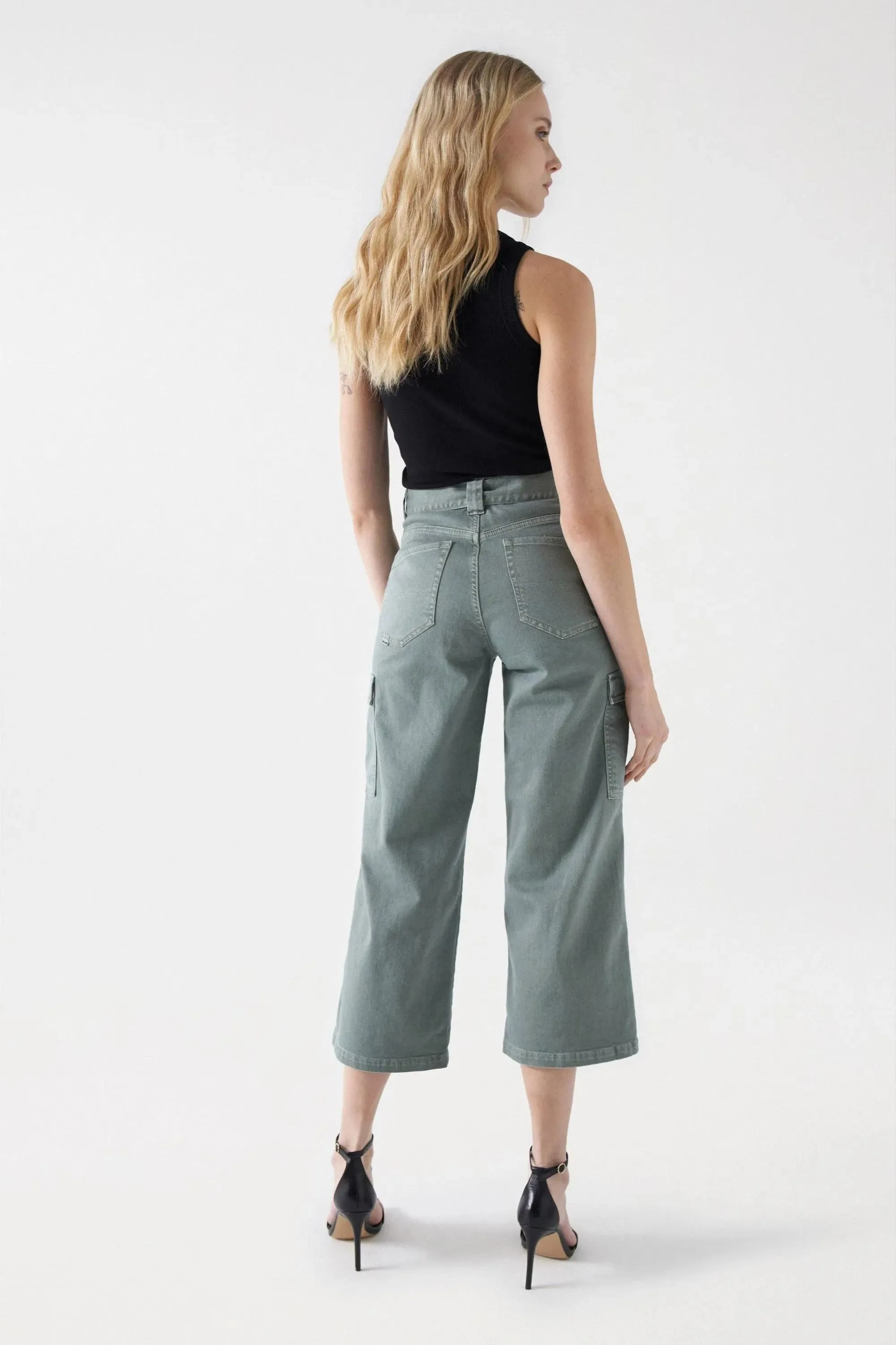 Pantalones Faith Push In Cargo con Cinturón