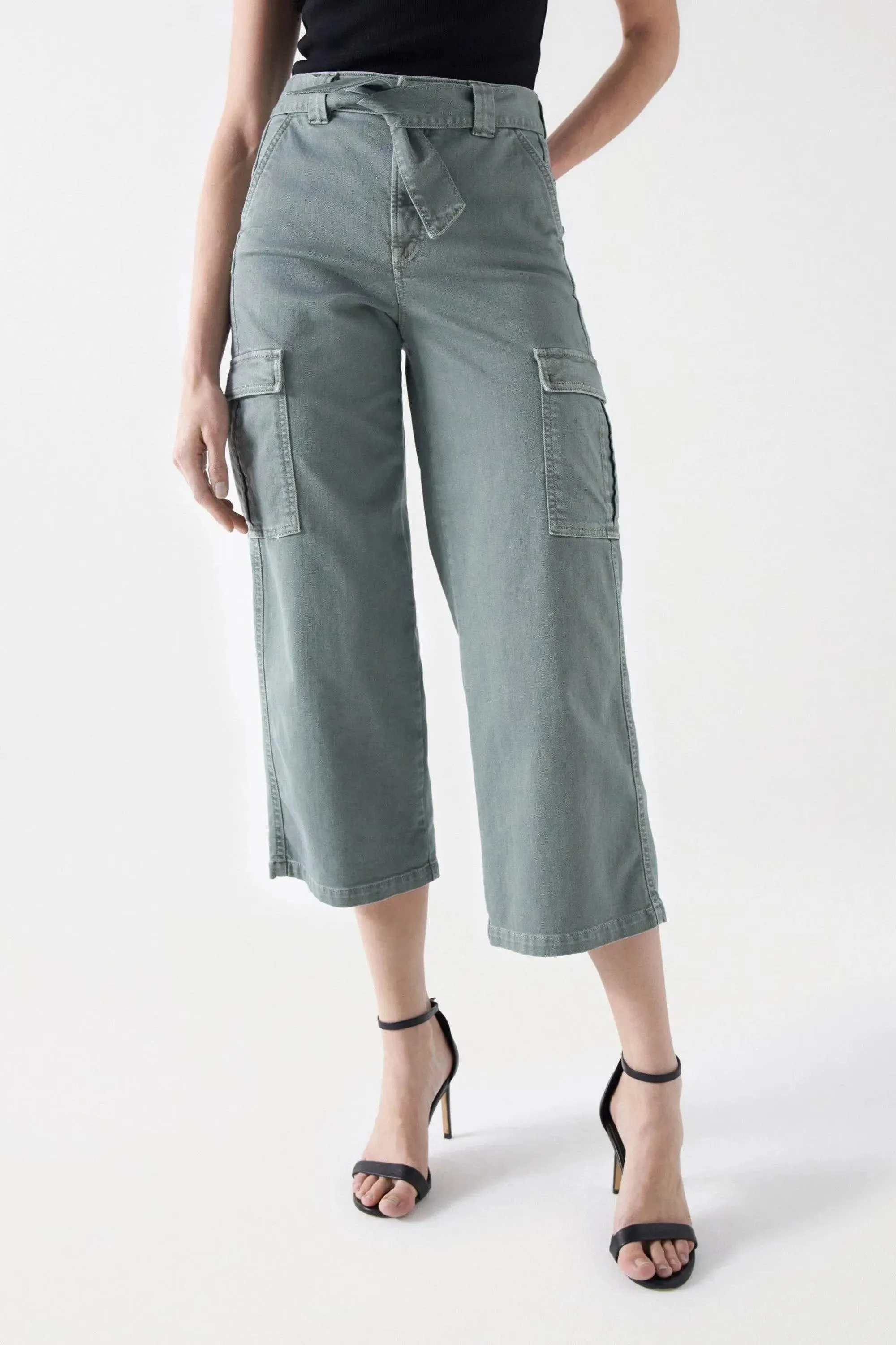 Pantalones Faith Push In Cargo con Cinturón